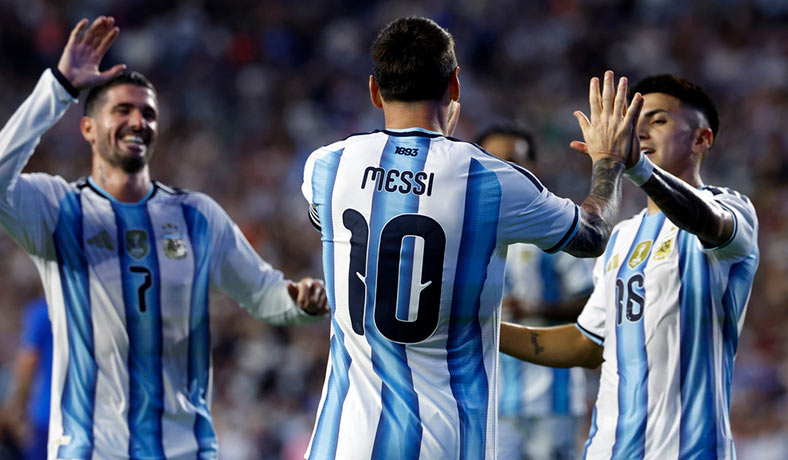 La vigente campeona arranca su mundial: Pronósticos de Argentina vs Argelia