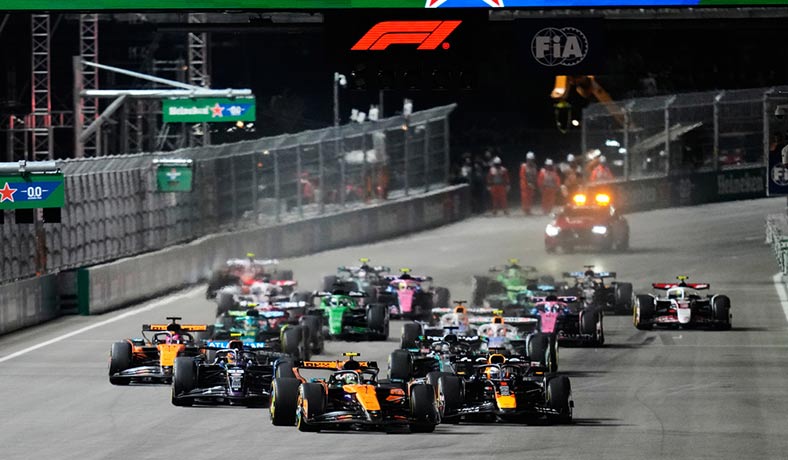 Lando Norris liderando el Gran Premio de Las Vegas