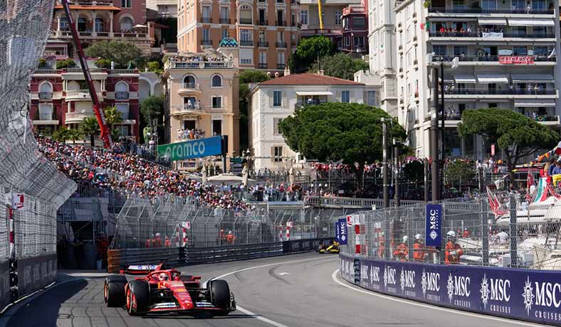 Charles Leclerc de Ferrari en el GP de Monaco 2024
