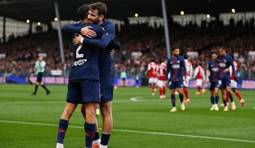 Pronósticos de Lyon vs PSG en un partido que puede apretar mucho la Ligue 1