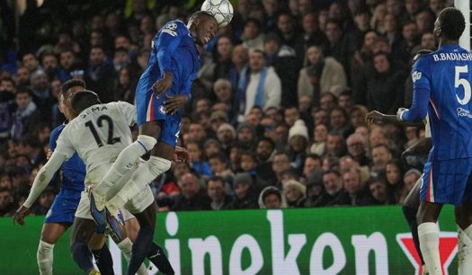 Intensa última jornada de Champions: Pronósticos de Napoli vs Chelsea y más partidos