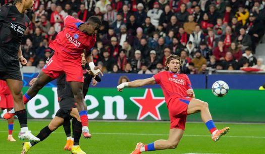 Los parisinos buscan acercarse al pase directo: Pronósticos de Sporting vs PSG