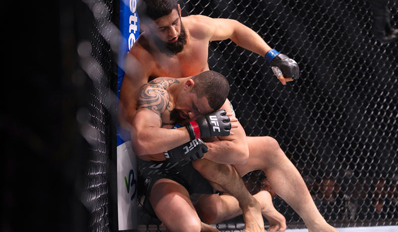 Pronósticos UFC 319: Análisis para la velada encabezada por du Plessis vs Chimaev